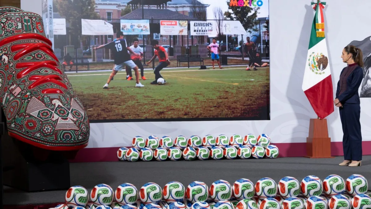 “Mundial Social”: Sheinbaum promete fiestas, cascaritas y 4 mil canchas; advierten uso político