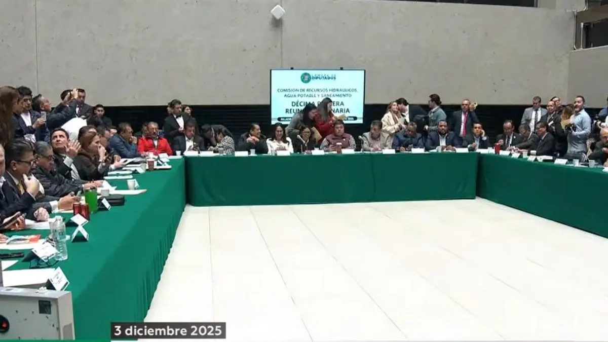Diputados ignoran a campesinos y aprueban dictamen de Ley General de Aguas