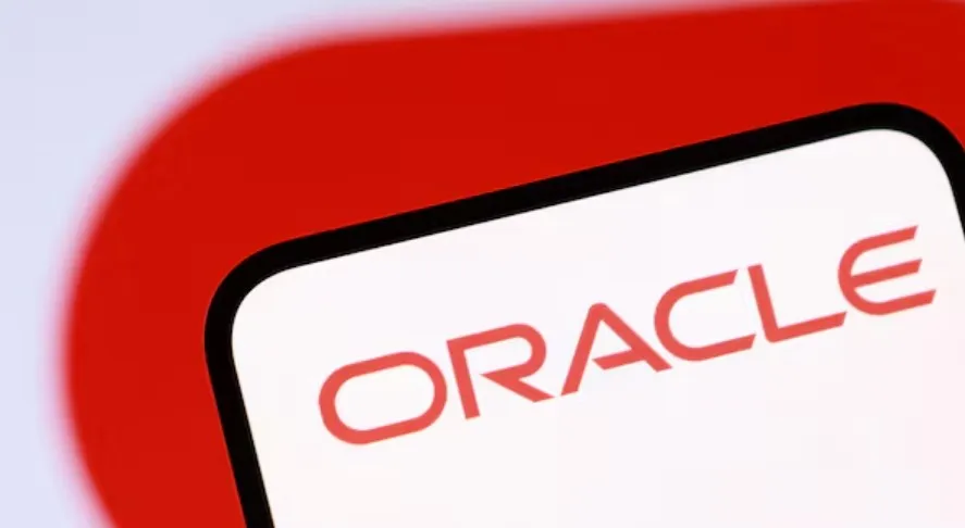 Caen acciones de Oracle en medio de temores de una burbuja tecnológica por la IA