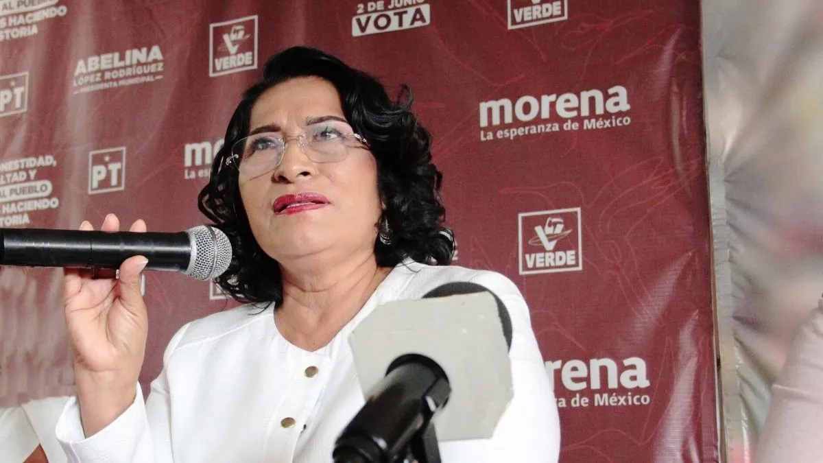 Abelina López Rodríguez: entre huracanes, sismos y golpeteo político