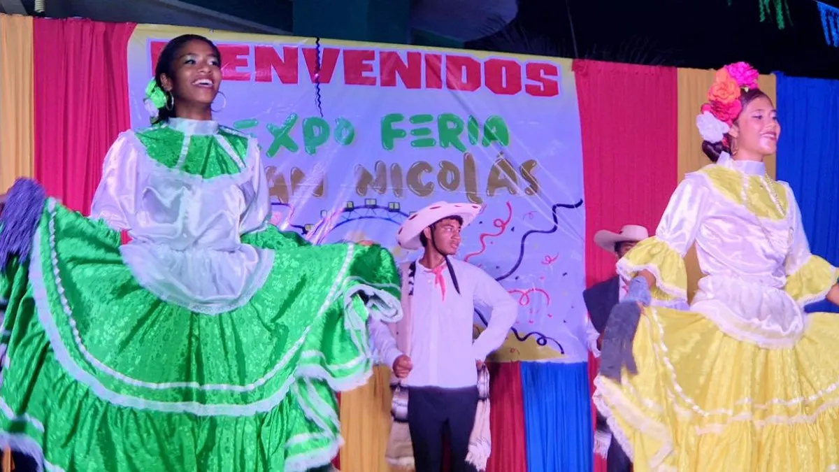 San Nicolás cierra su primera Expo Feria con tarde cultural y amplia asistencia