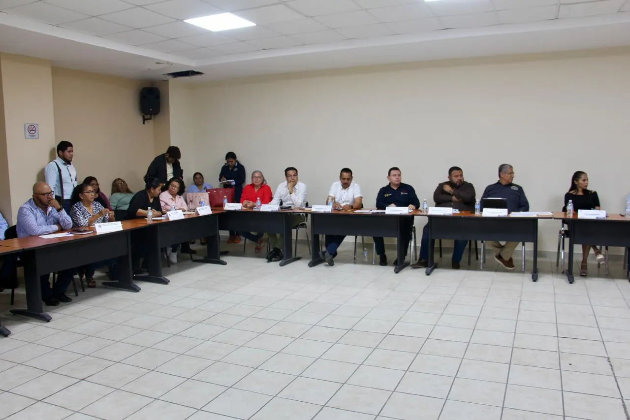 Gobierno de Guerrero se reúne con colectivos de búsqueda en Chilpancingo