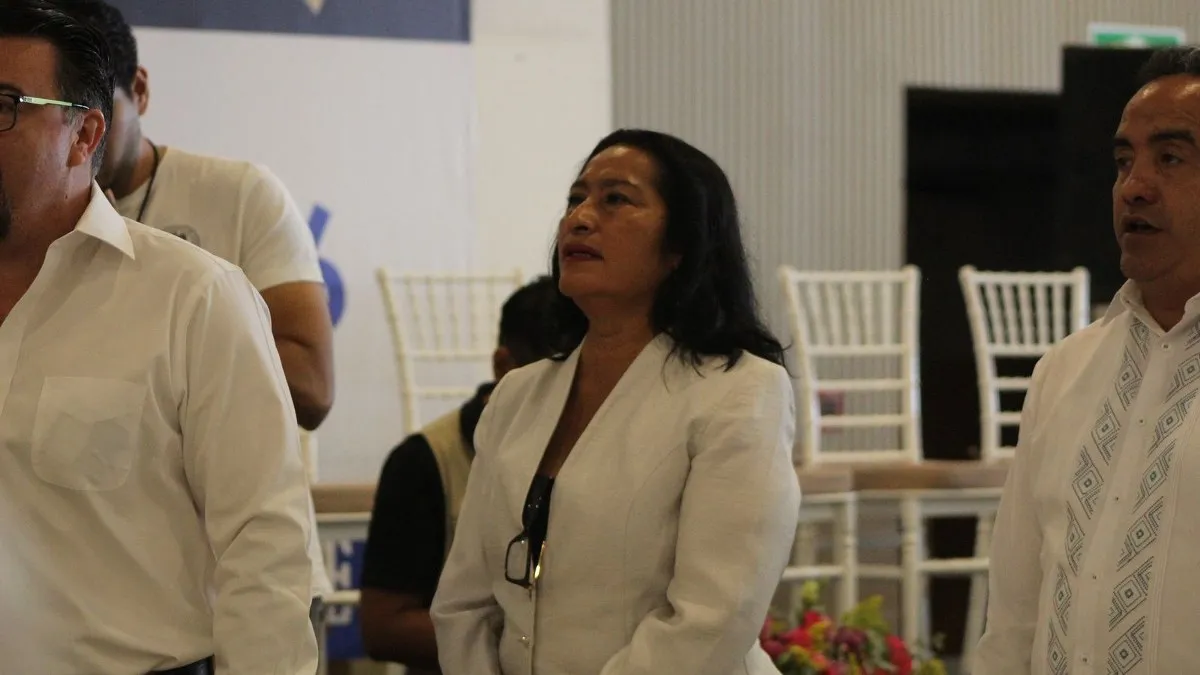 Ciudadanía organizada, eje del futuro de Acapulco: Abelina López