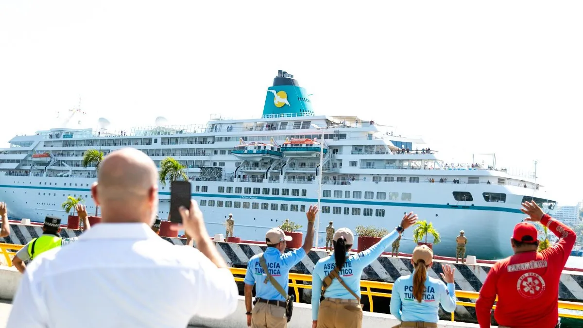 Arriba el MS Amadea y Acapulco suma su quinto crucero del año