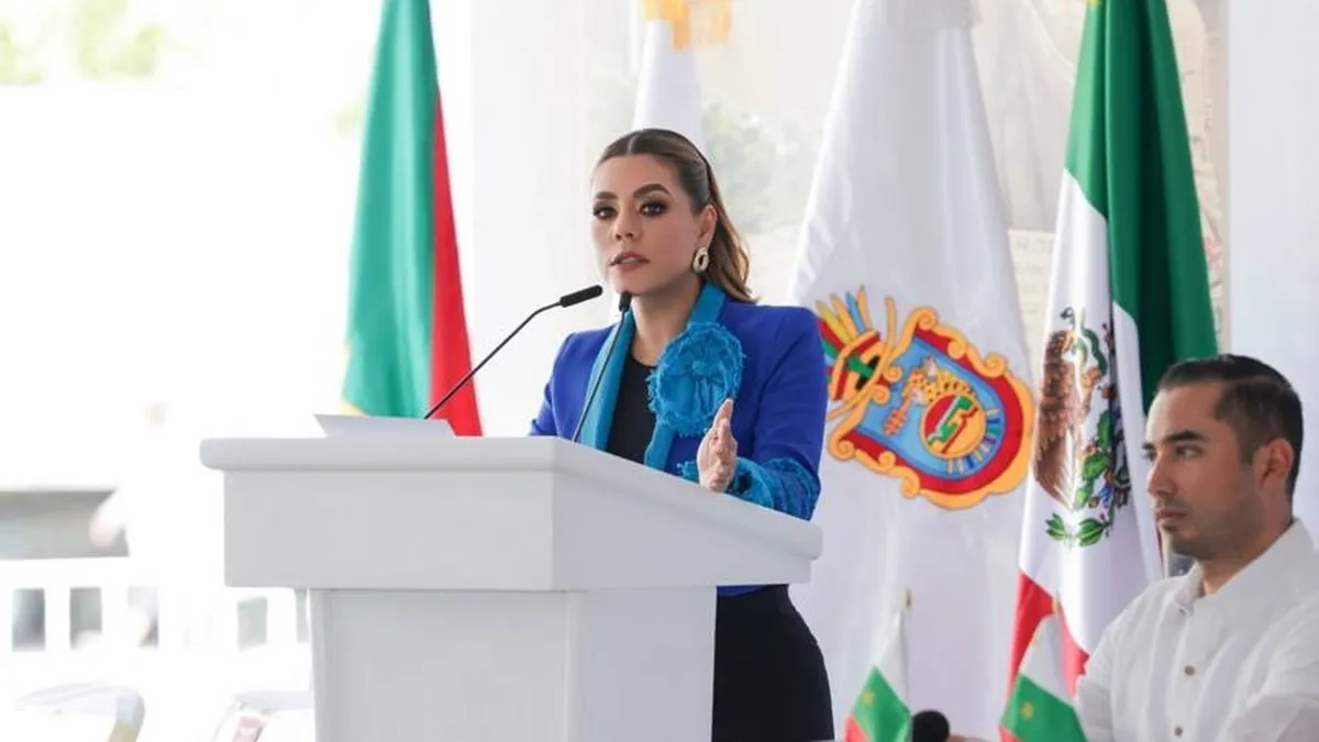 Evelyn Salgado llama a la unidad entre poderes desde el Congreso en Iguala