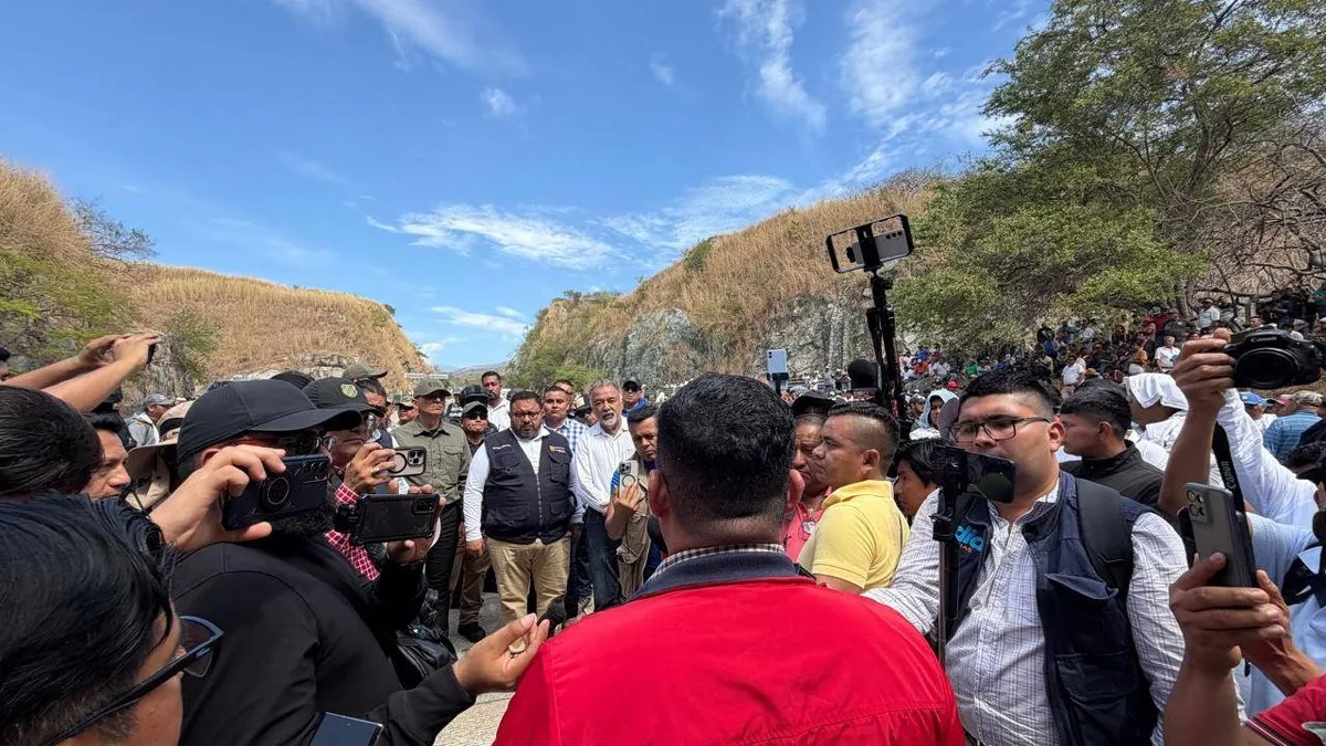 Seis horas cerrada la México–Acapulco por protesta en Tierra Colorada