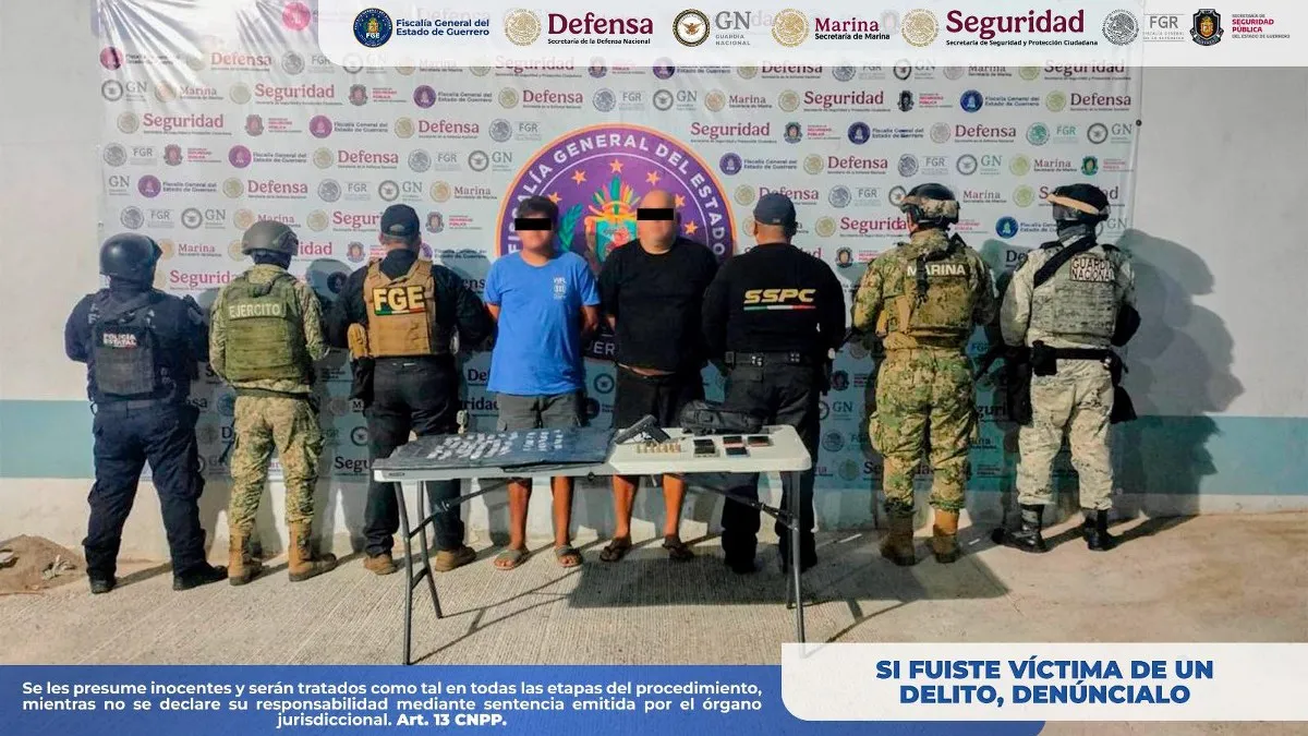 Detienen a dos hombres con droga y arma en Acapulco