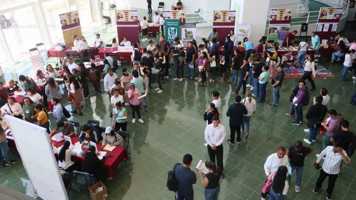Gobierno de Guerrero presenta 400 plazas formales en Feria de Empleo 2026
