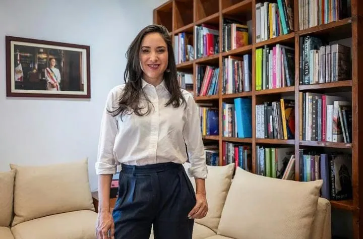 Sin fecha para política salarial en Cultura; depende de SHCP: Claudia Curiel