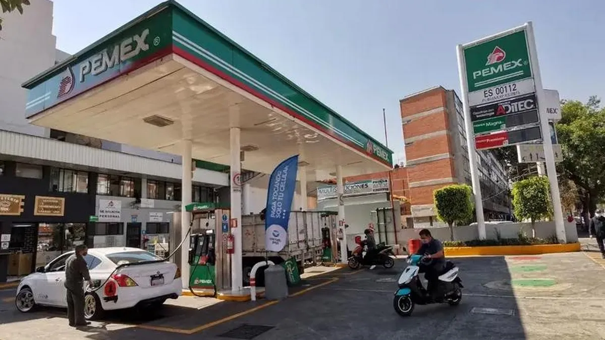 "Ya a 28 pesos el litro es mucho; hay que ahorrar por lo menos 300 pesos a la semana".