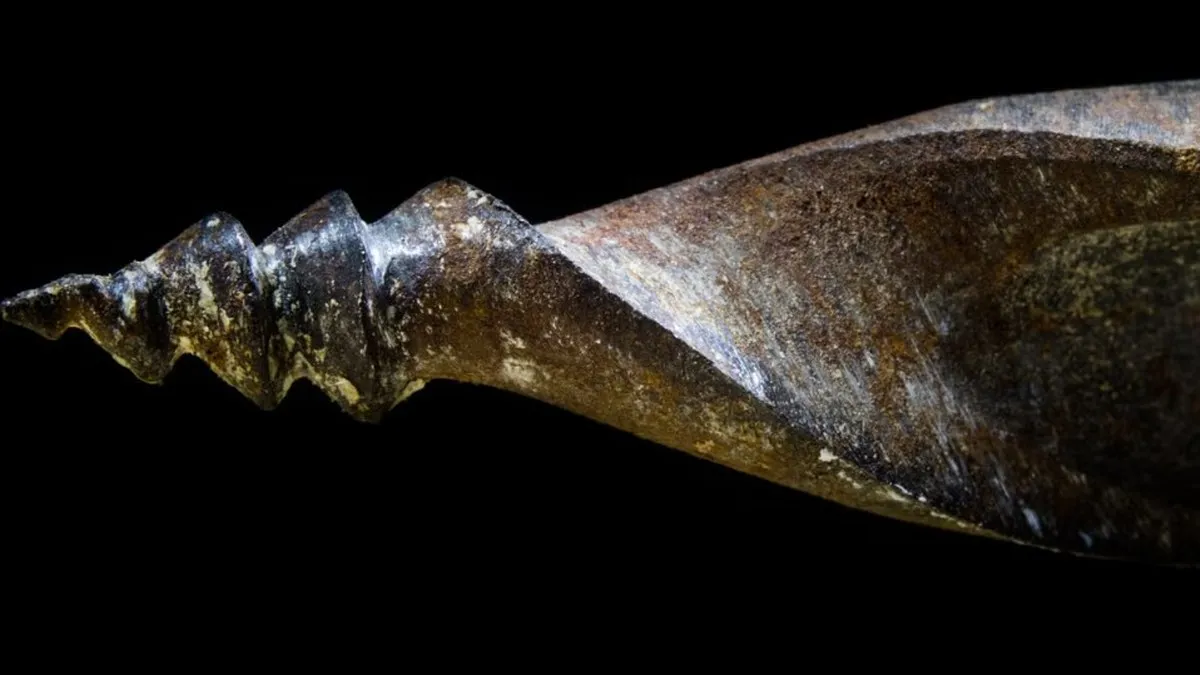 Hallan taladro egipcio de 5300 años; 2000 años más antiguo que los conocidos