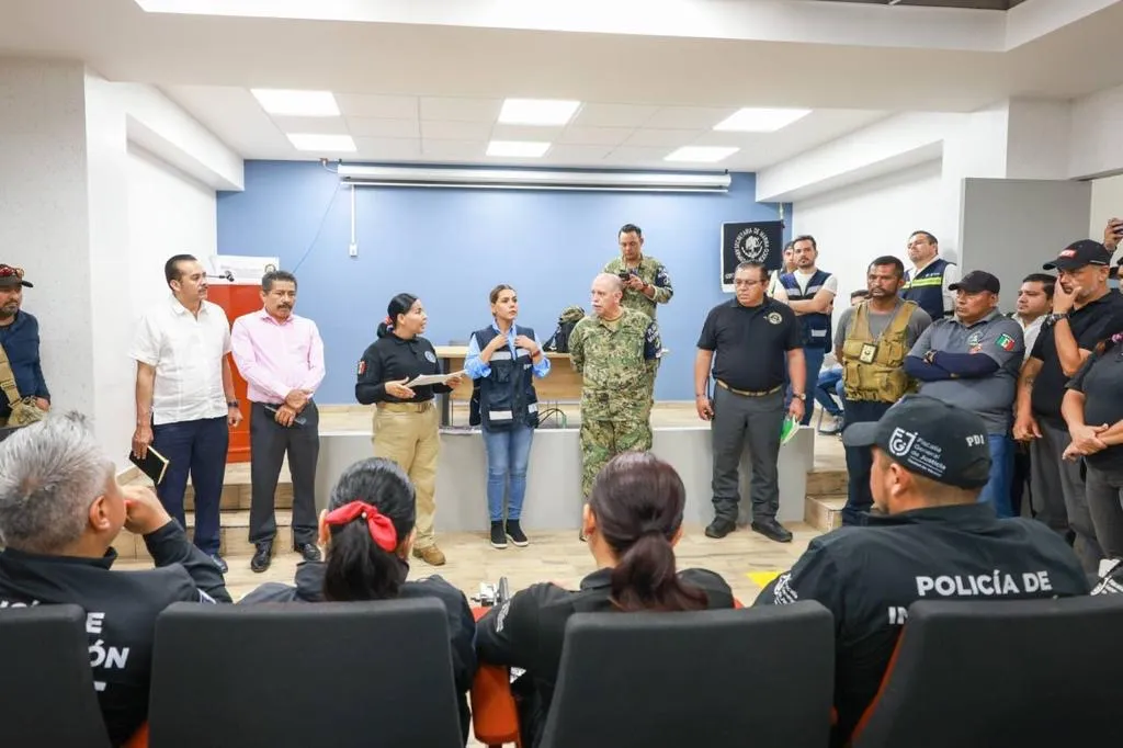 Localizan a 973 personas; intensifican equipos de búsqueda de víctimas de Otis 