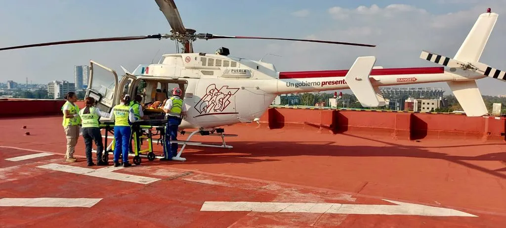 Trasladan vía aérea a enfermos de Acapulco a hospital de la Ciudad de México 