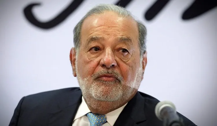 Se reúne Carlos Slim con empresarios por reconstrucción tras huracán Otis