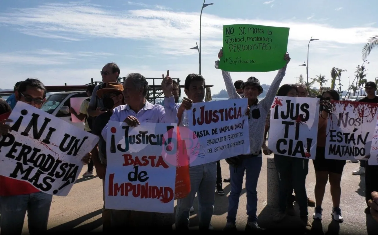 Protesta el gremio periodístico; alertan sobre zonas de silencio en Guerrero