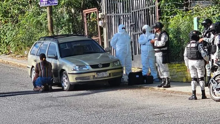 Asesinan a tiros a tres hombres frente a Casa Guerrero