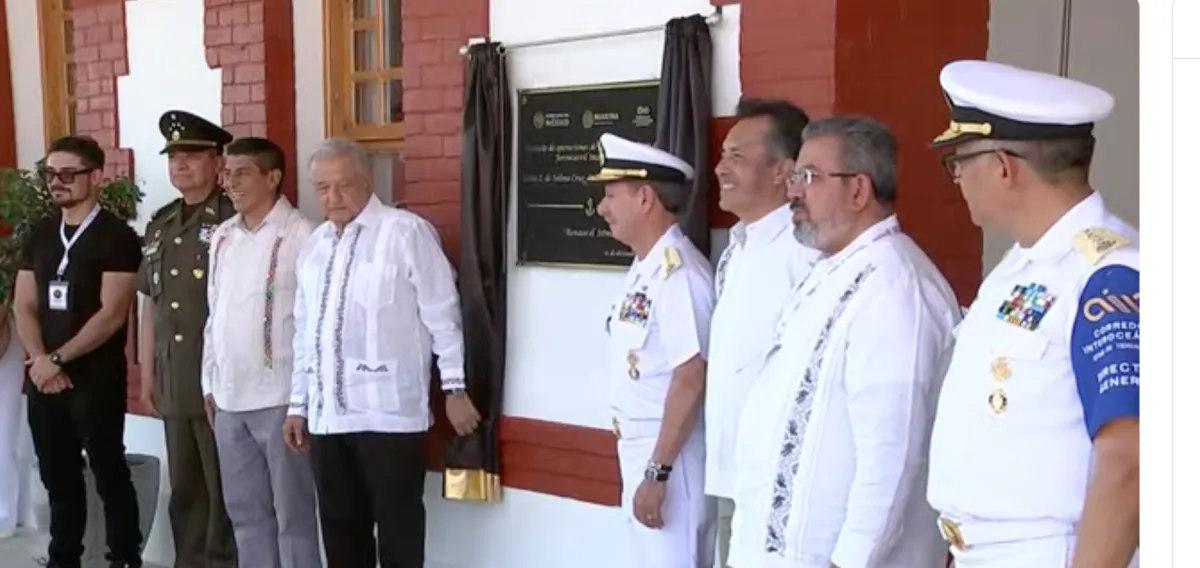 AMLO encabeza el viaje inaugural del Tren Interoceánico en Salina Cruz