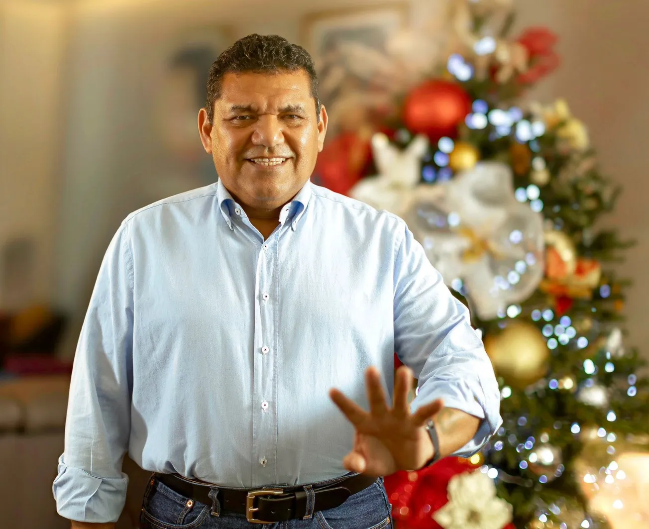 Javier May no incurre en actos anticipados de campaña: IEPCT