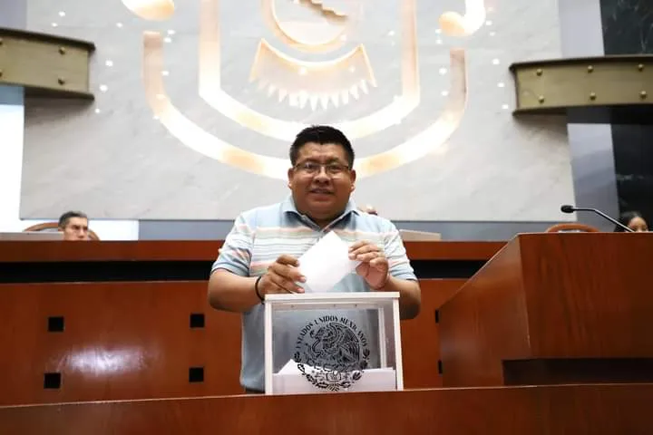 Busca Masedonio Mendoza la alcaldía de Tlapa de Comonfort