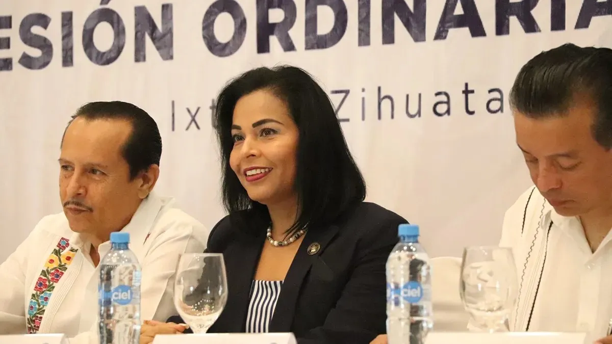Fiscal de Guerrero continuará en el cargo; desistió de pedir licencia