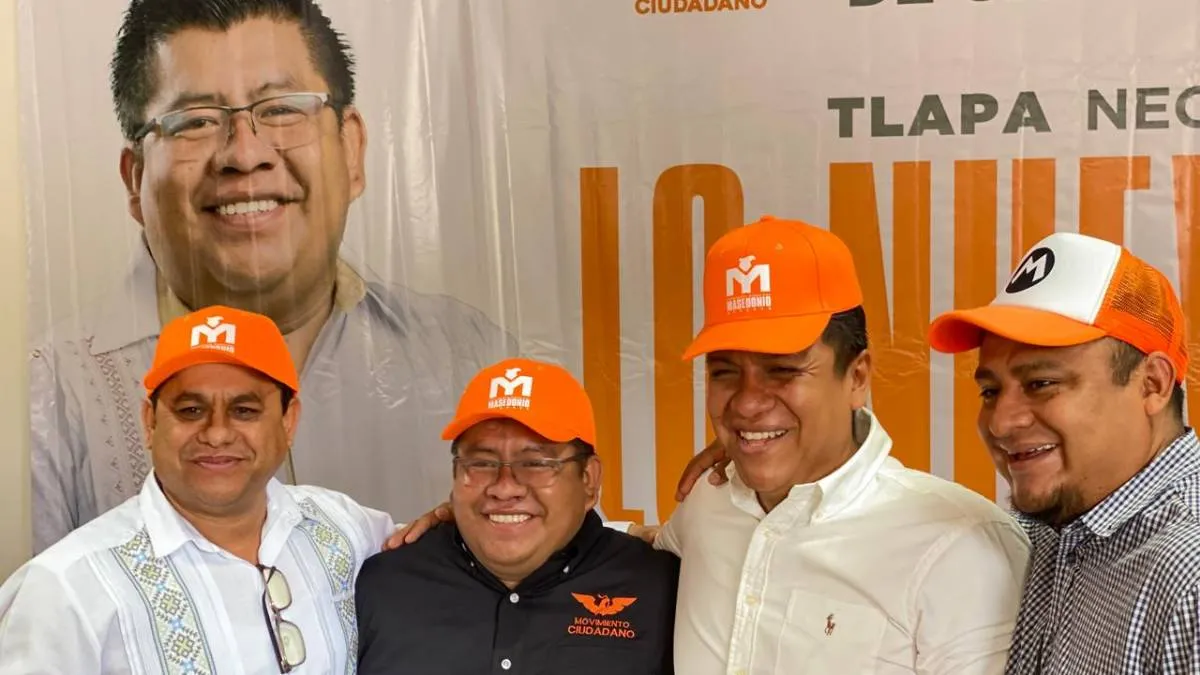 Masedonio Mendoza presenta proyecto de gobierno y equipo para la alcaldía de Tlapa