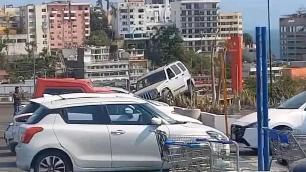Reportan balacera y persecución en Sam’s Club de Acapulco
